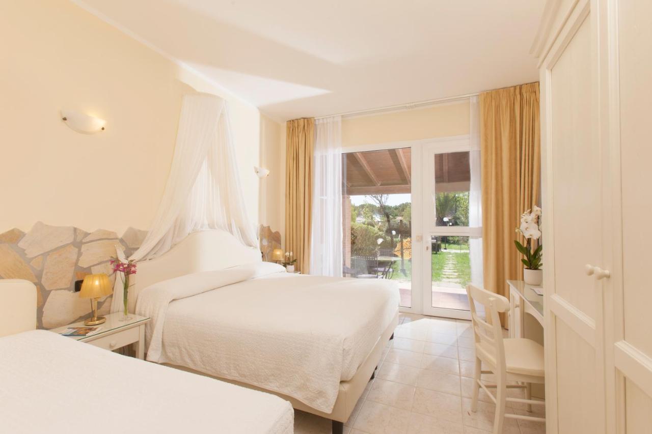 Fattoria Maremmana Aparthotel Marina di Grosseto Ngoại thất bức ảnh