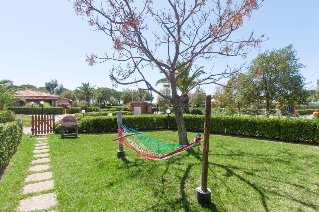 Fattoria Maremmana Aparthotel Marina di Grosseto Ngoại thất bức ảnh
