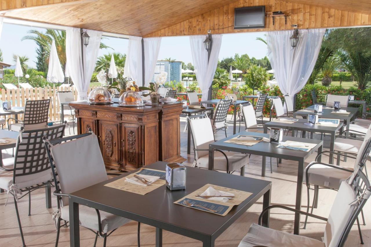 Fattoria Maremmana Aparthotel Marina di Grosseto Ngoại thất bức ảnh