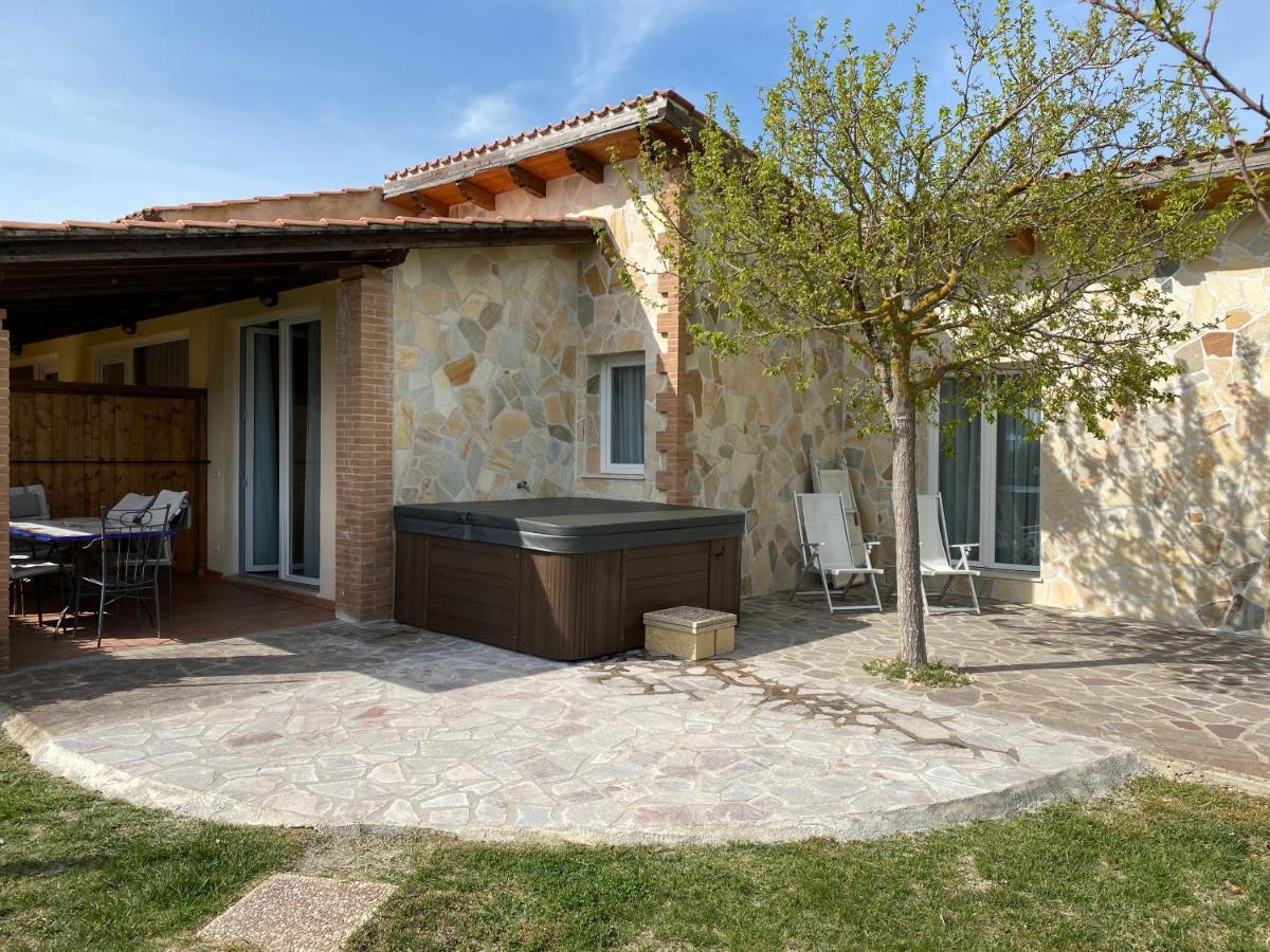 Fattoria Maremmana Aparthotel Marina di Grosseto Ngoại thất bức ảnh