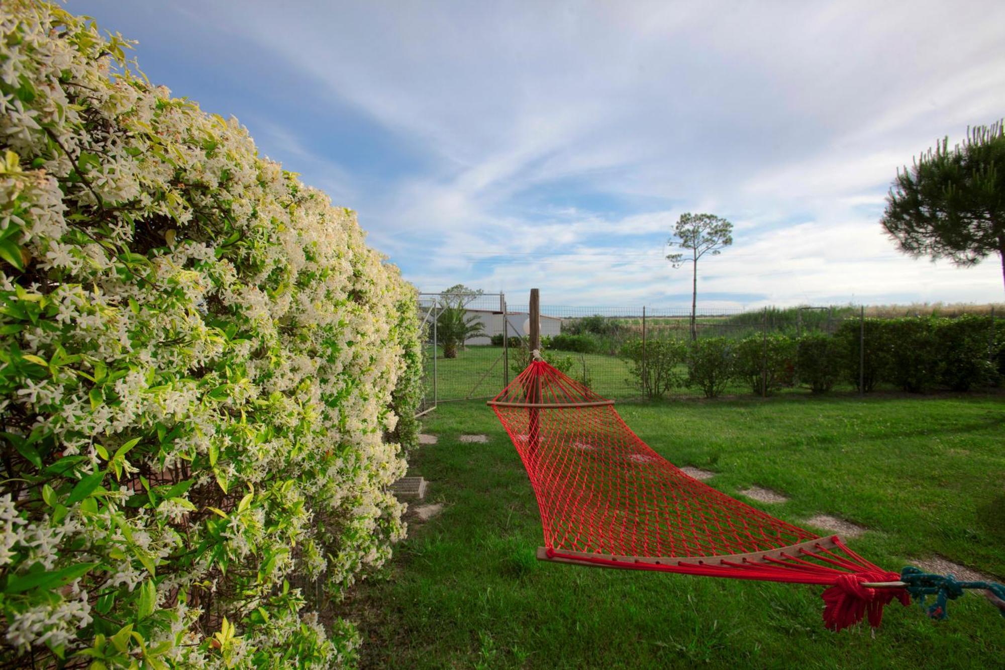 Fattoria Maremmana Aparthotel Marina di Grosseto Ngoại thất bức ảnh