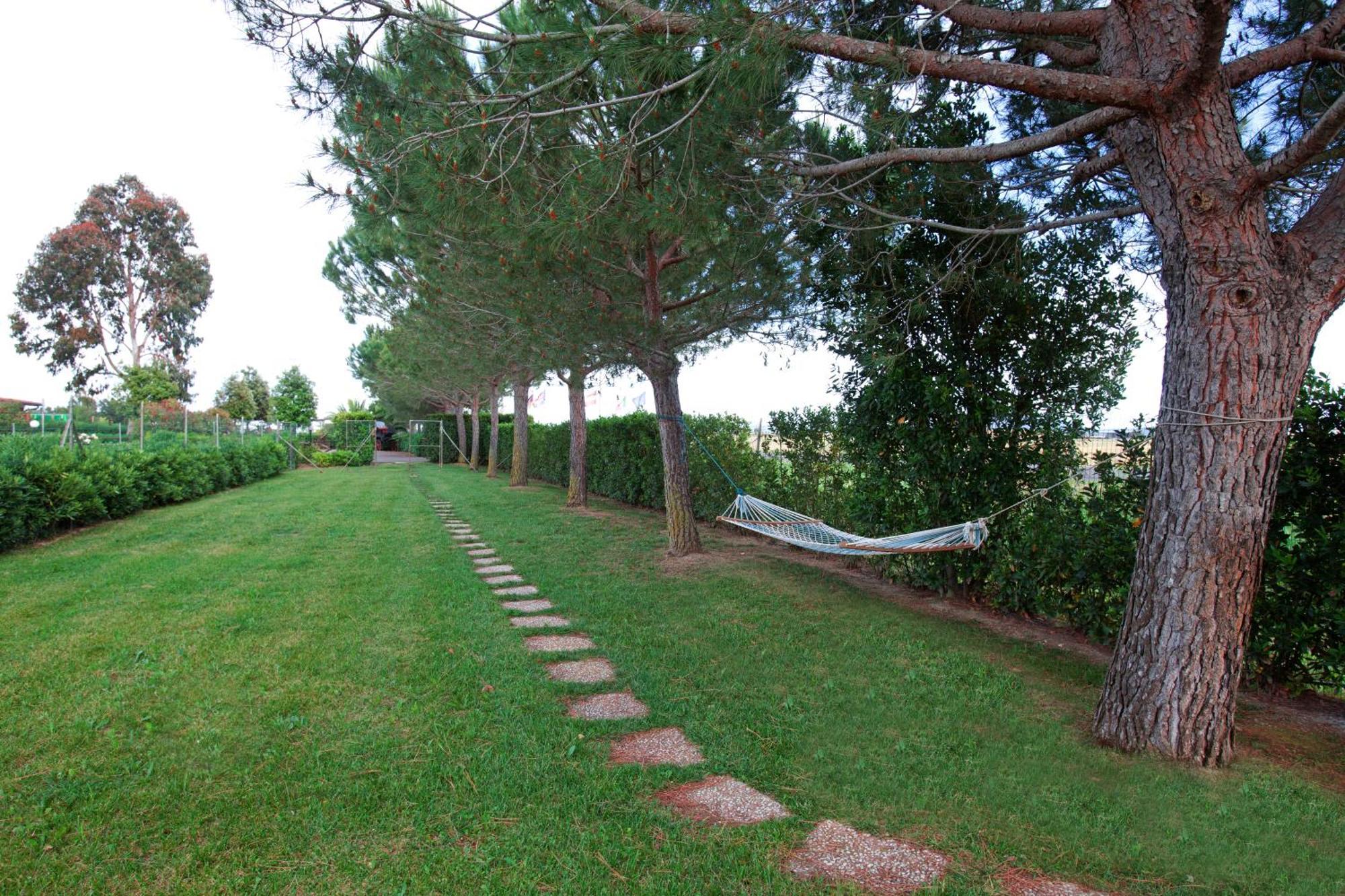 Fattoria Maremmana Aparthotel Marina di Grosseto Ngoại thất bức ảnh