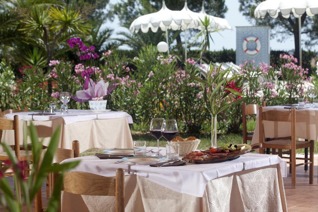 Fattoria Maremmana Aparthotel Marina di Grosseto Ngoại thất bức ảnh