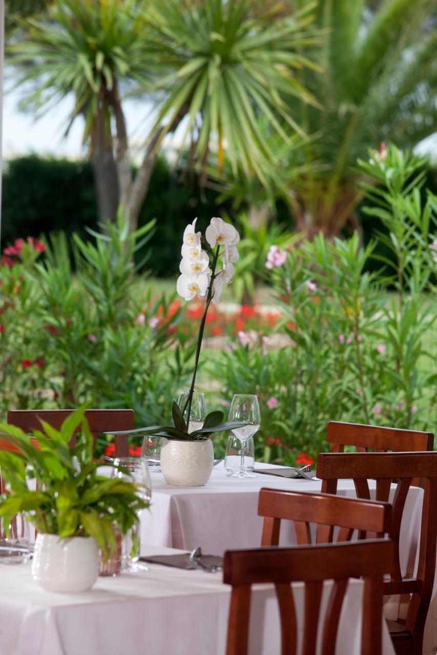 Fattoria Maremmana Aparthotel Marina di Grosseto Ngoại thất bức ảnh