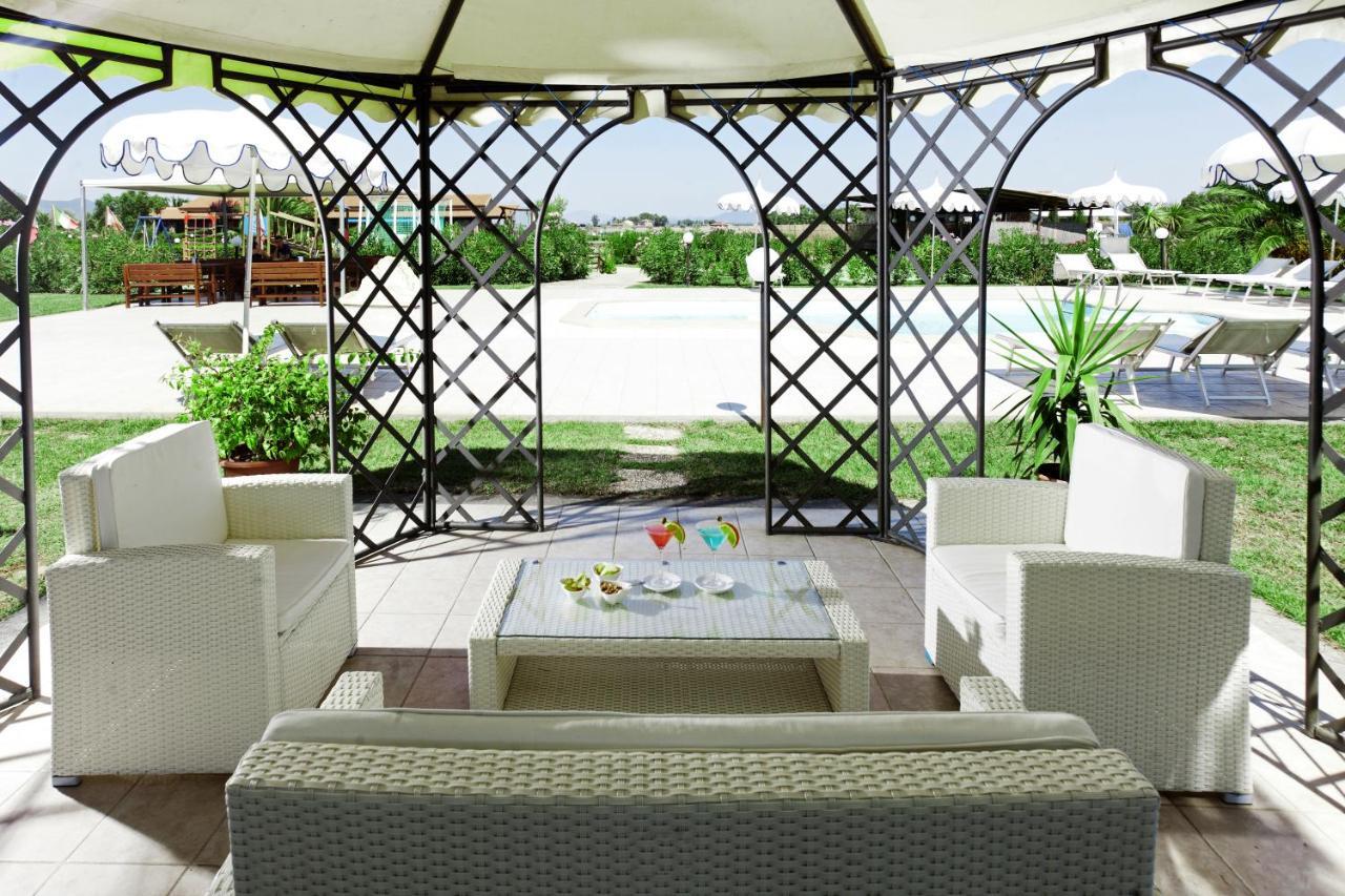 Fattoria Maremmana Aparthotel Marina di Grosseto Ngoại thất bức ảnh