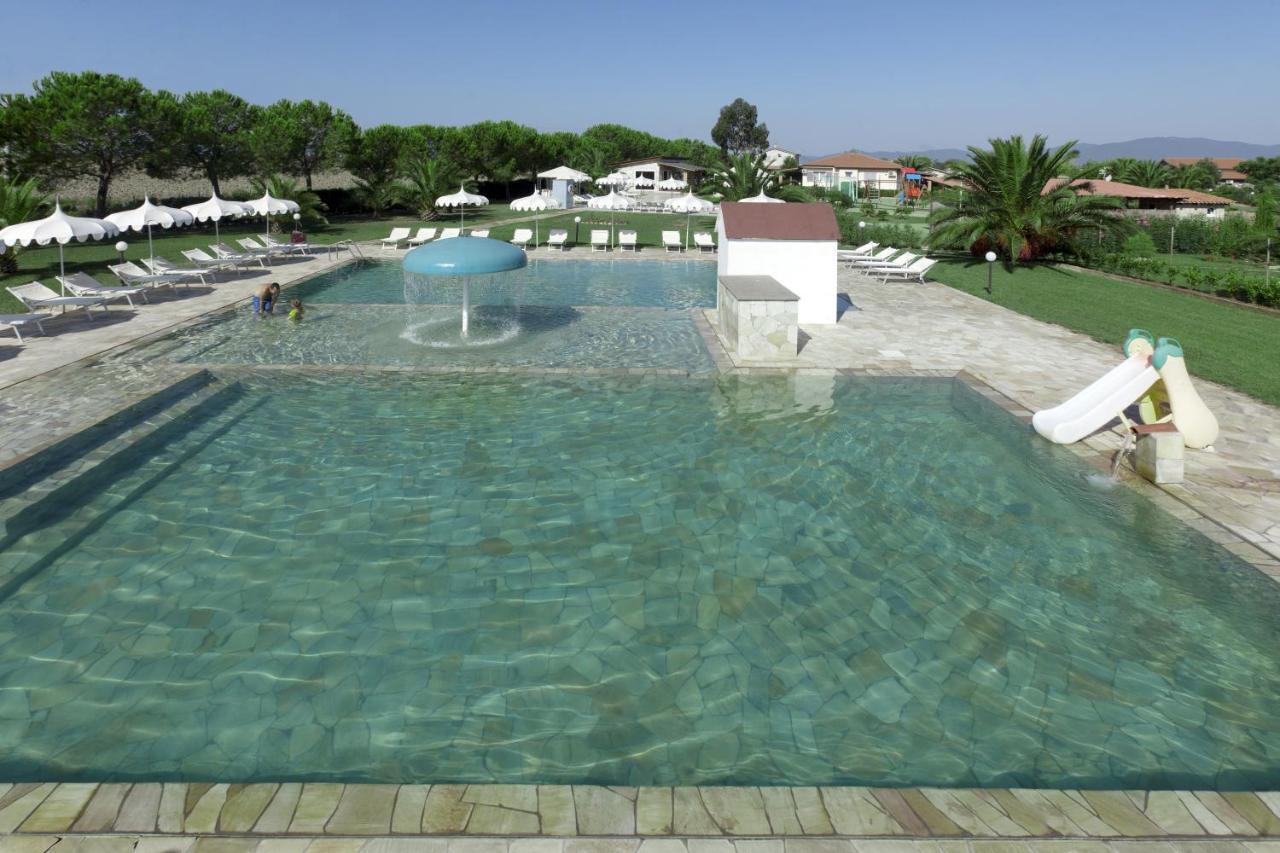 Fattoria Maremmana Aparthotel Marina di Grosseto Ngoại thất bức ảnh